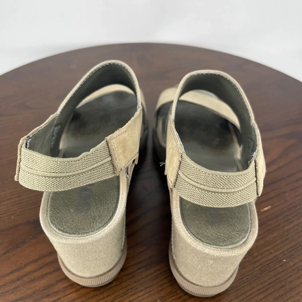 Sorel Joanie II Sandals Women 9 Beige Leather Platform Lug Slingback NL3556-365‎